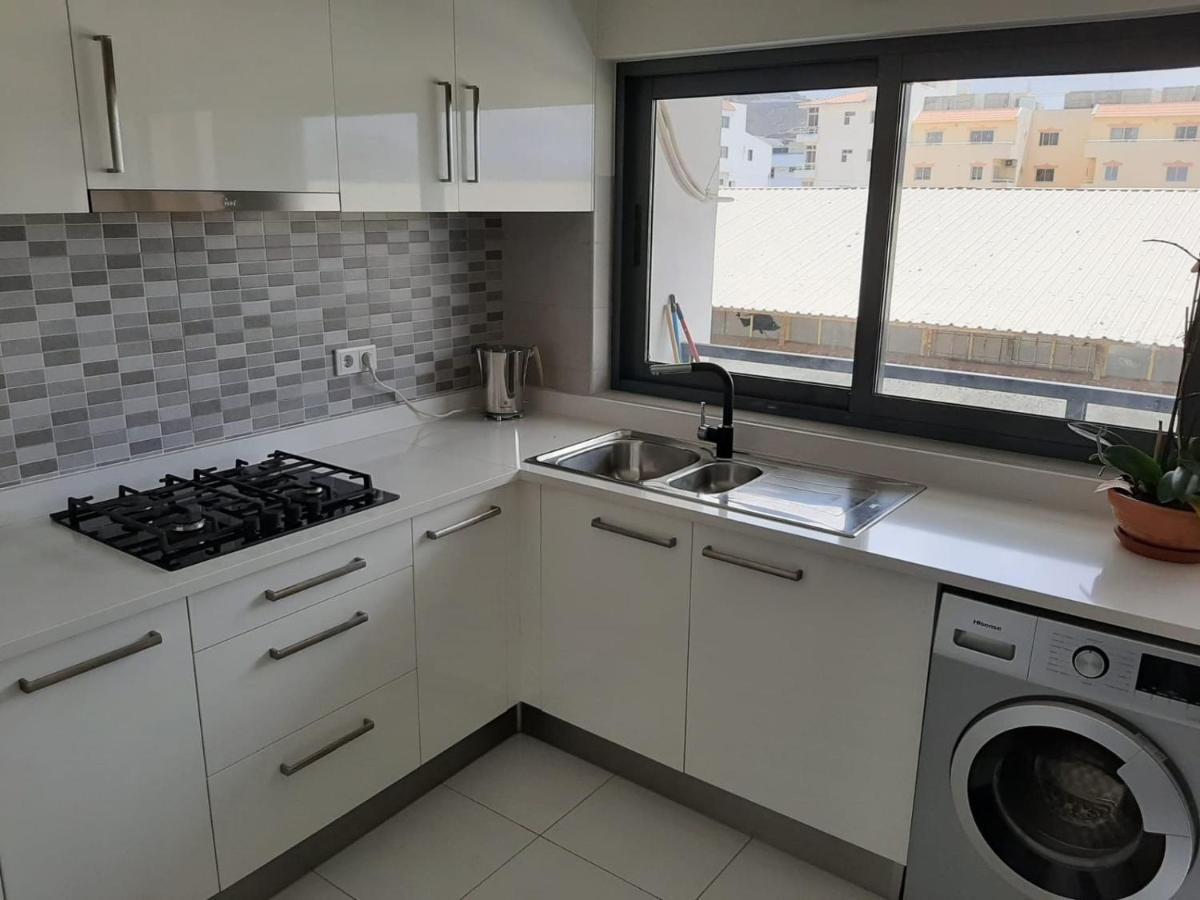 Apartment With Pool In منديلو المظهر الخارجي الصورة